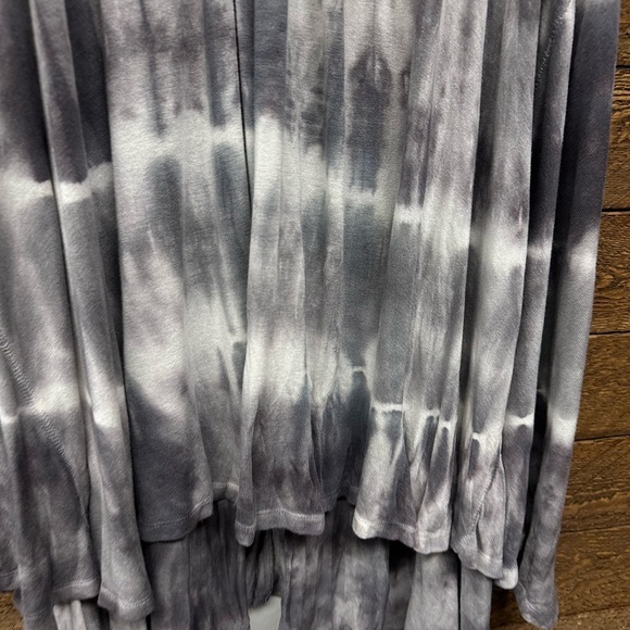 We The Free White and Gray Tie-Dye Tank Top - Picture 3 of 6